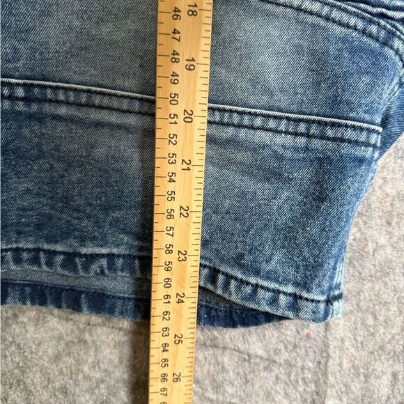 Phat Farm Jeans Shorts Men's Size 44 Blue Denim Medium Wash Stretch Mid-Rise - Picture 4 of 6